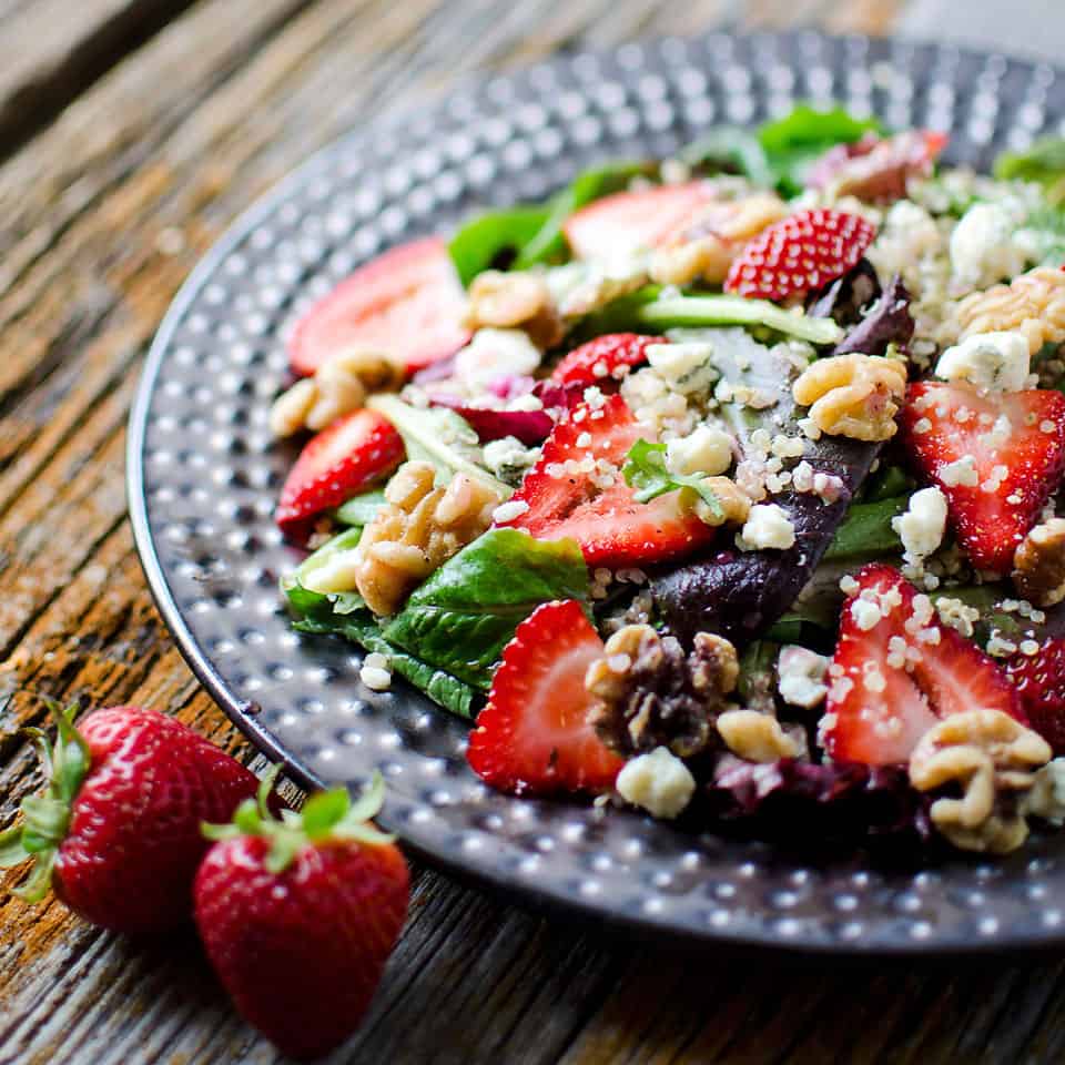 Strawberry & Gorgonzola Quinoa Salad - Krafted Koch