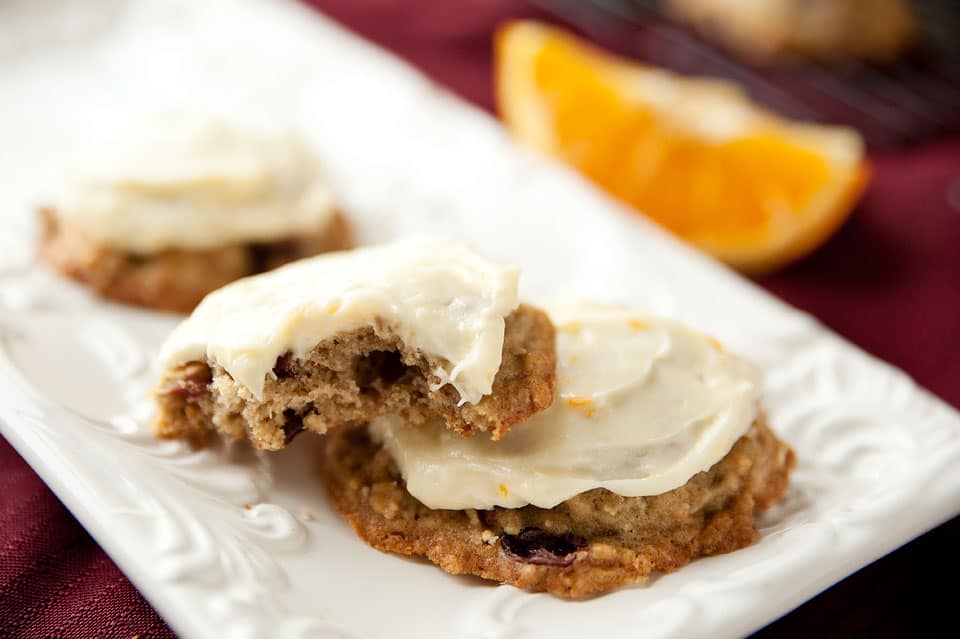 Cranberry Oatmeal Cookies with Orange Buttercream - Krafted Koch - A moist and flavorful cookie recipe that is perfect for fall!