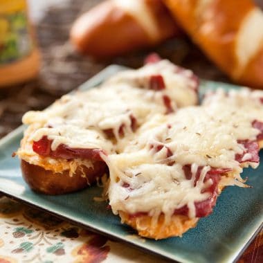 Cheesy Reuben Pretzel Bread - Krafted Koch