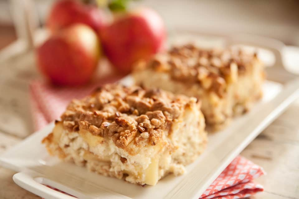 Apple & Cinnamon Streusel Coffee Cake - Krafted Koch