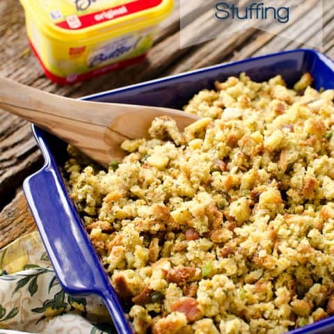 Crock Pot Bacon & Cornbread Stuffing - Krafted Koch - A quick and simple side dish recipe made in your slow cooker perfect for the holidays!