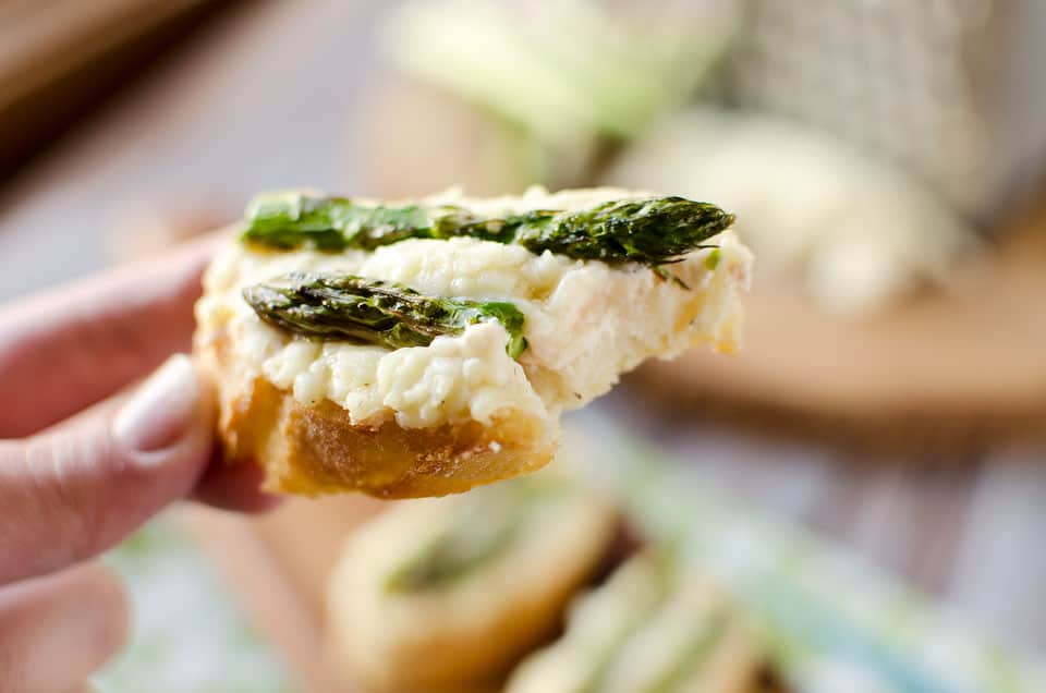 Smoked Salmon, Asparagus & White Cheddar Crostini - Krafted Koch