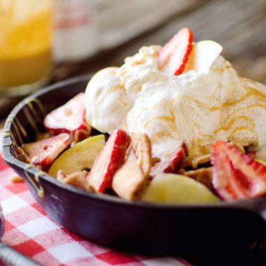 Dulce de Leche Dessert Nachos