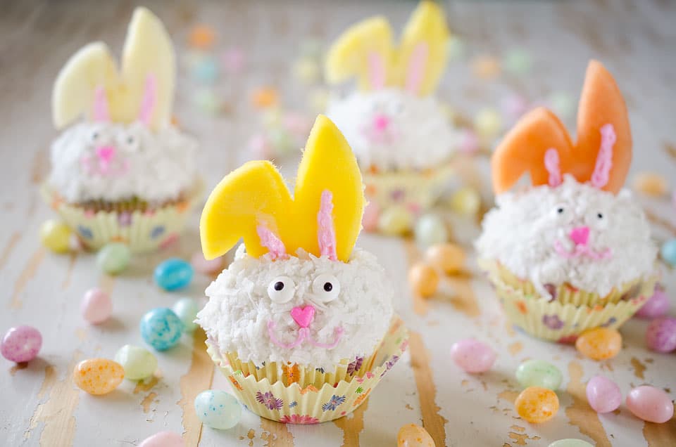 Light Coconut Cream Easter Bunny Cupcakes - Bakery Crafts Easter Bunny Cookie Cupcake Decoration Kit