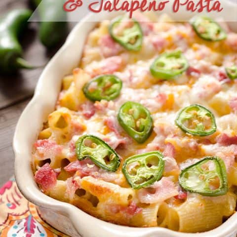 Three Cheese Bacon & Jalapeño Pasta - A rich and smooth cheese sauce infused with spicy jalapeño and garlic and topped with bacon for a delicious dinner recipe. #Cheesy #Pasta #Jalapeño