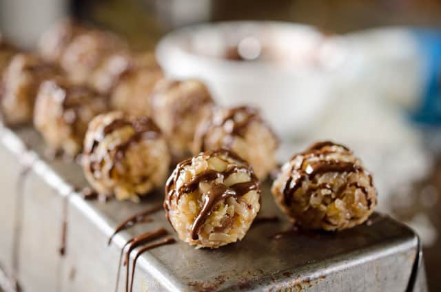 Coconut Macadamia Bites