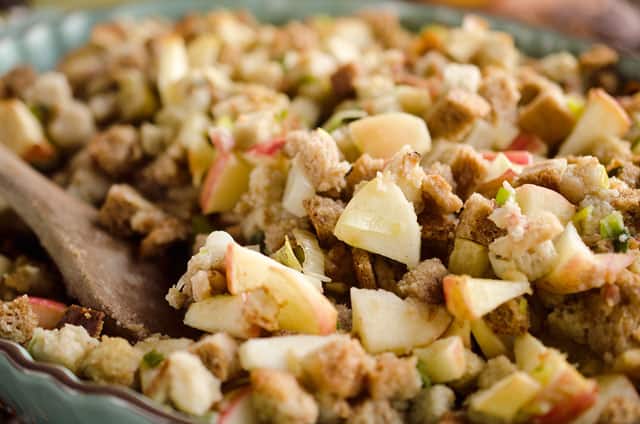 Light Apple & Pancetta Stuffing is full of wholesome goodness, including golden raisins, apples, green onions and leeks with a bit of Pancetta for rich flavor! 