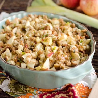 Light Apple & Pancetta Stuffing is full of wholesome goodness, including golden raisins, apples, green onions and leeks with a bit of Pancetta for rich flavor!