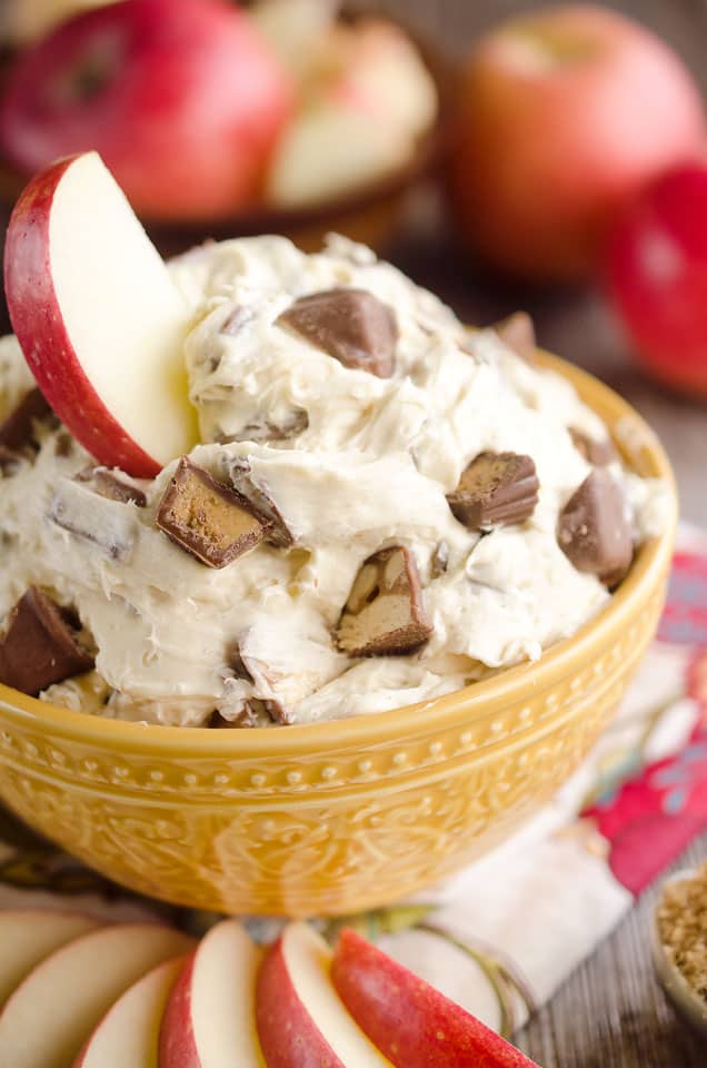 Candy Bar Apple Dip is the perfect dessert recipe to use up all of that leftover Halloween candy! #Candy #Apples #Dip #Dessert