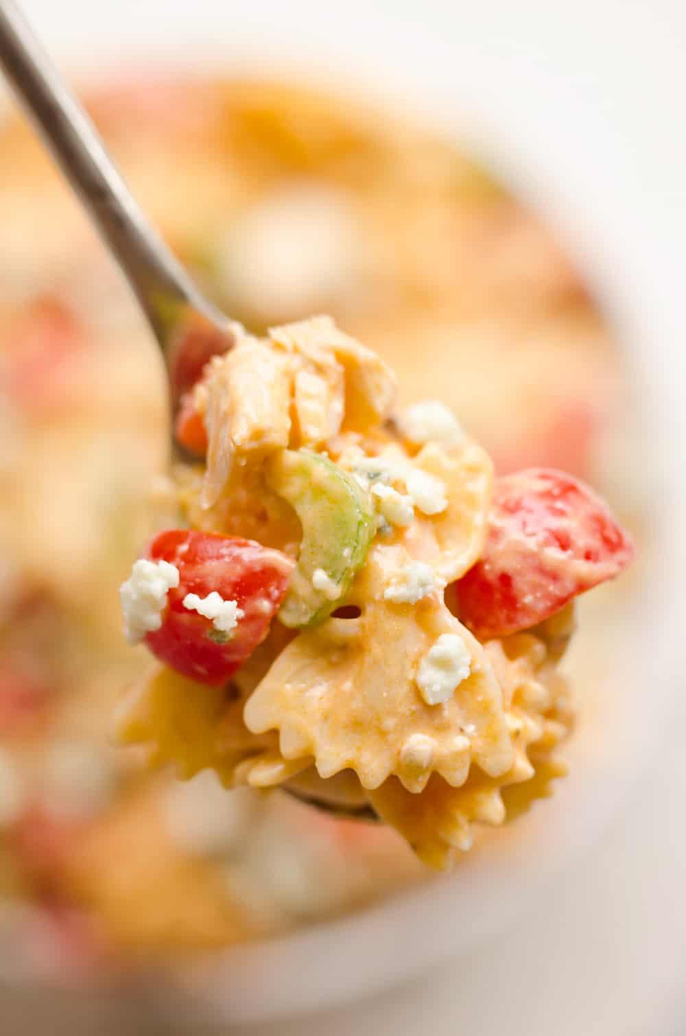 Buffalo-Ranch-Chicken-Pasta-Salad---The-Creative-Bite-3-copy