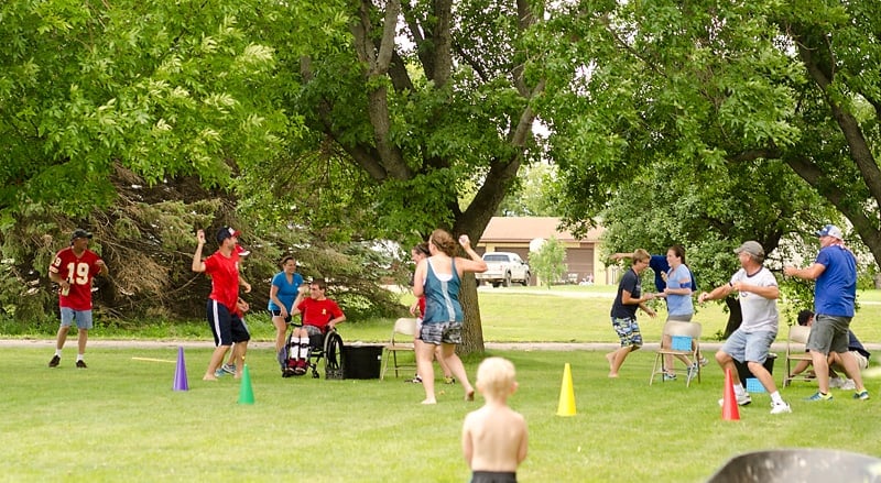 Water-Balloon-Fight-Family