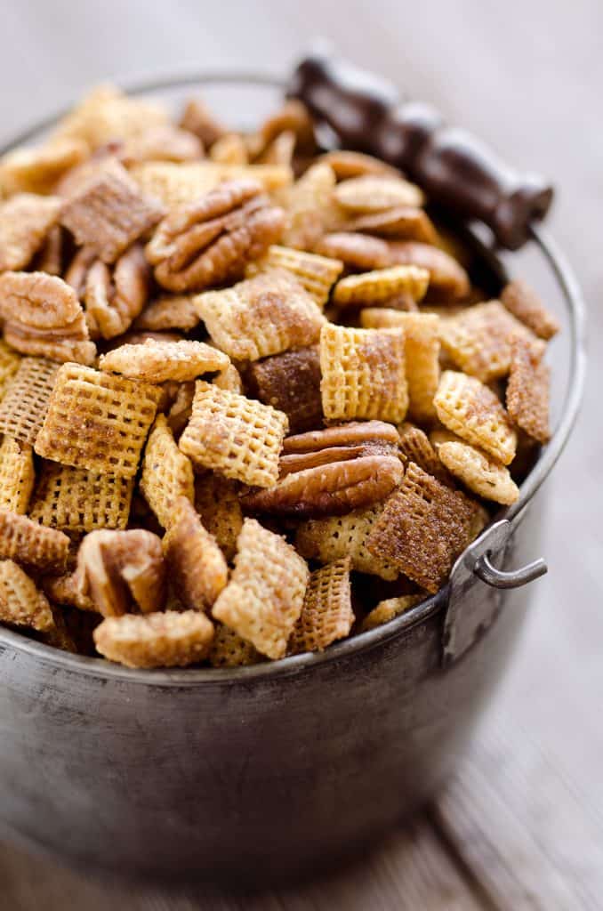 Sweet & Spicy Pecan Snack Mix 10 minute treat