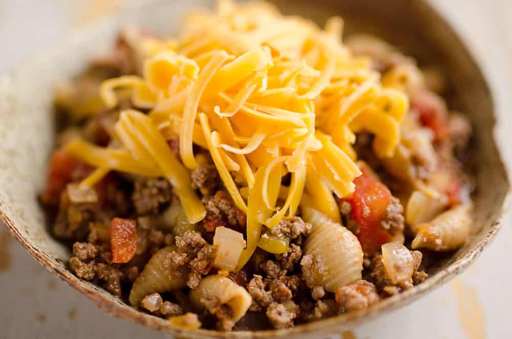 Pressure Cooker Light & Spicy Taco Shells are a quick and easy 30 minute recipe loaded with lean hamburger, taco seasoning and veggies for a healthy and family-friendly dinner!