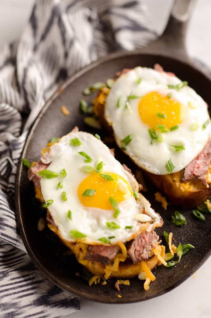 Breakfast Steak & Cheddar Toasts Brunch Recipe
