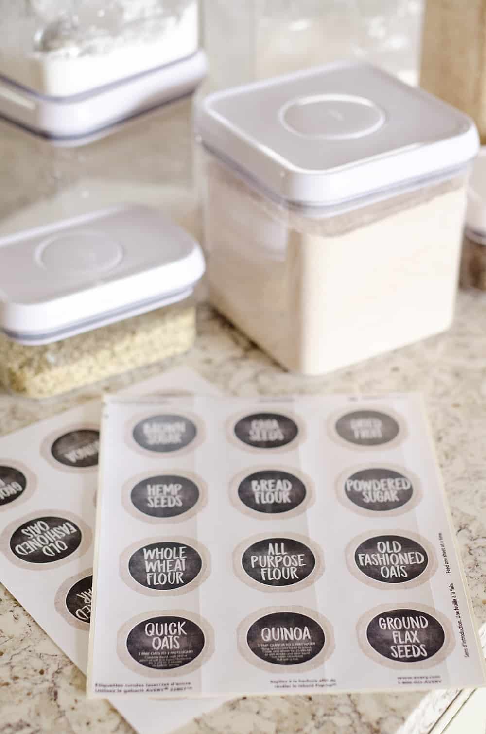 Kitchen Pantry Organization+ Free Printable Labels are the perfect way to bring some cleanliness and order to your home! These easy to print labels can be used with baskets, containers, shelves or anything else that needs some organizing. 