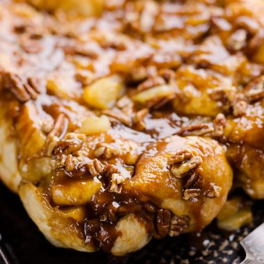 Caramel Apple Pecan Monkey Bread