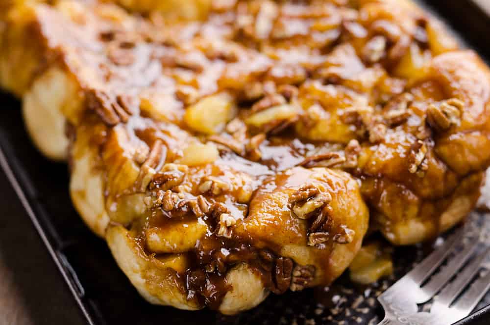 Caramel Apple Pecan Monkey Bread