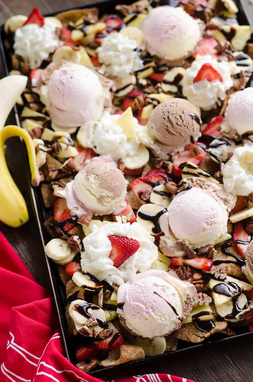 Ultimate Banana Split Dessert Nachos pan