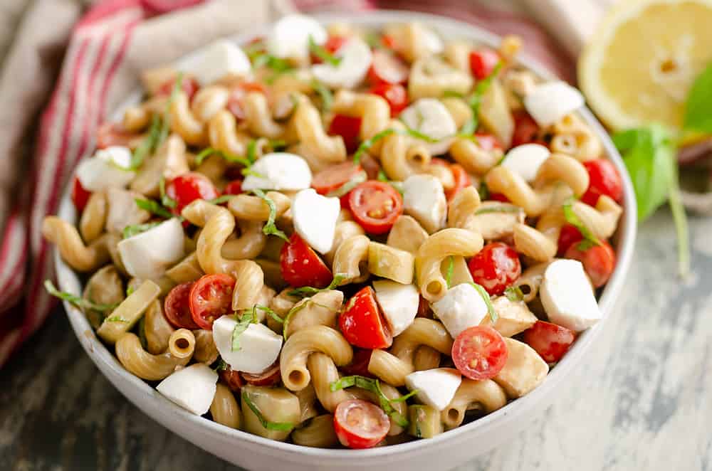 Balsamic Caprese Pasta Salad serving