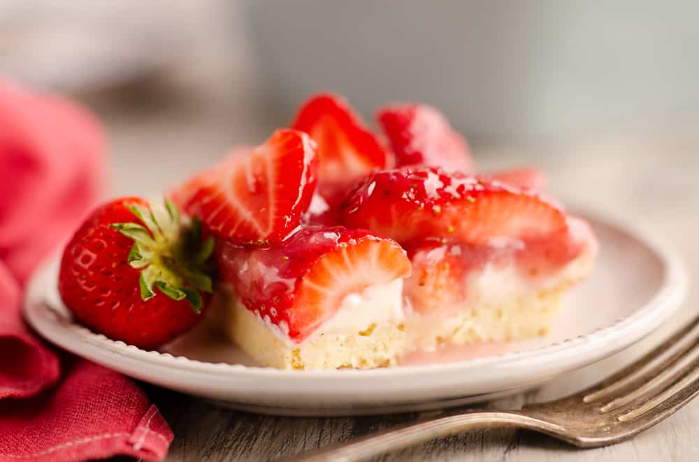 Fresh Strawberry Pie Bars Recipe Image