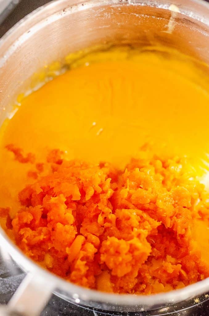 mashed carrots in cheese sauce