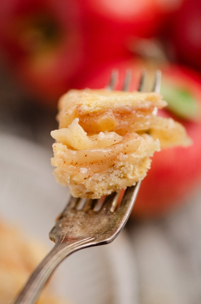 bite of apple pie on fork