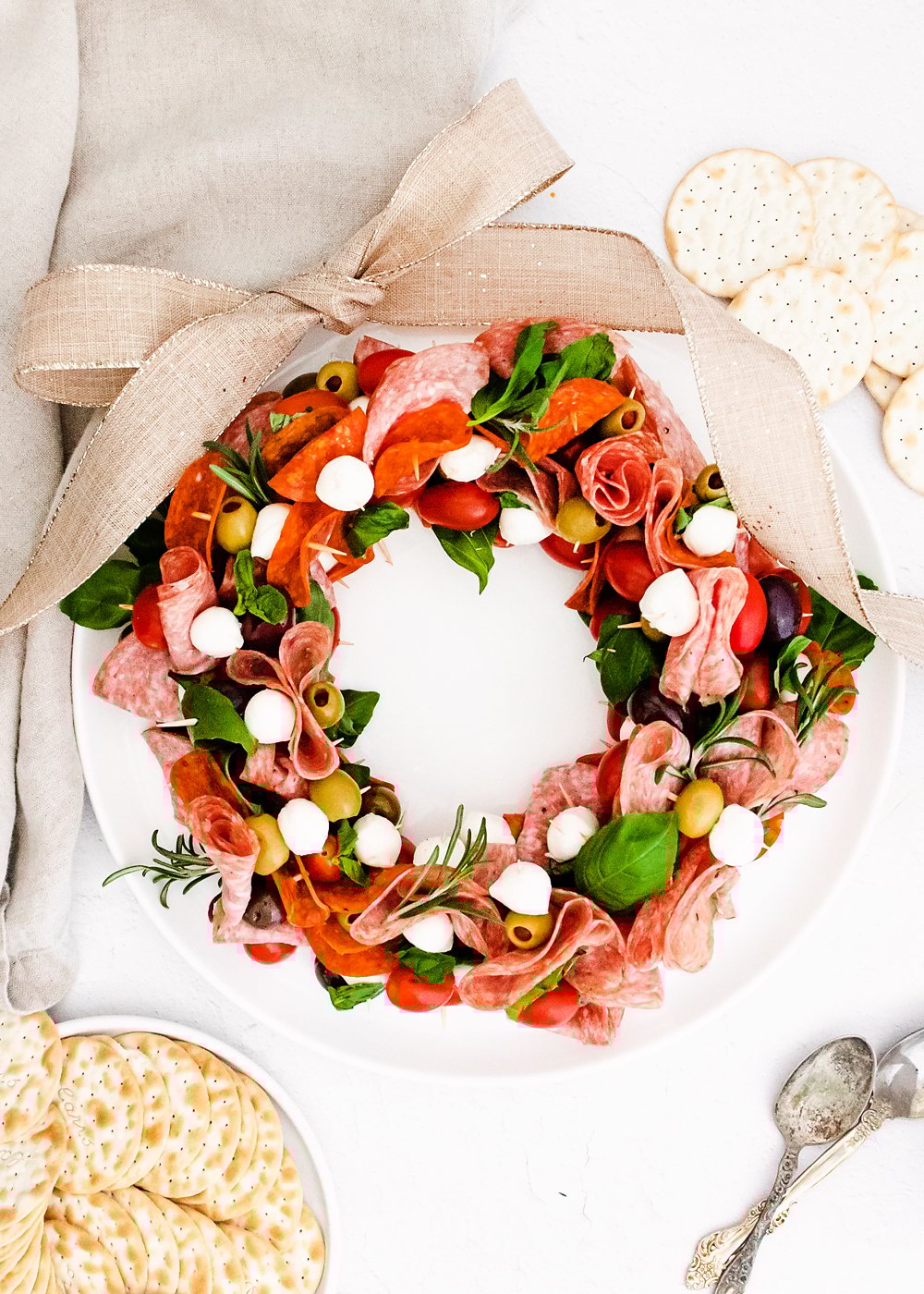 Easy Christmas Antipasto Wreath