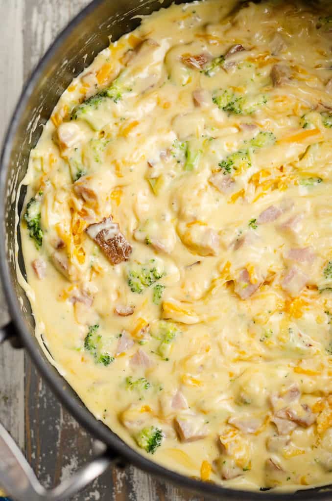 cheese sauce with broccoli and ham