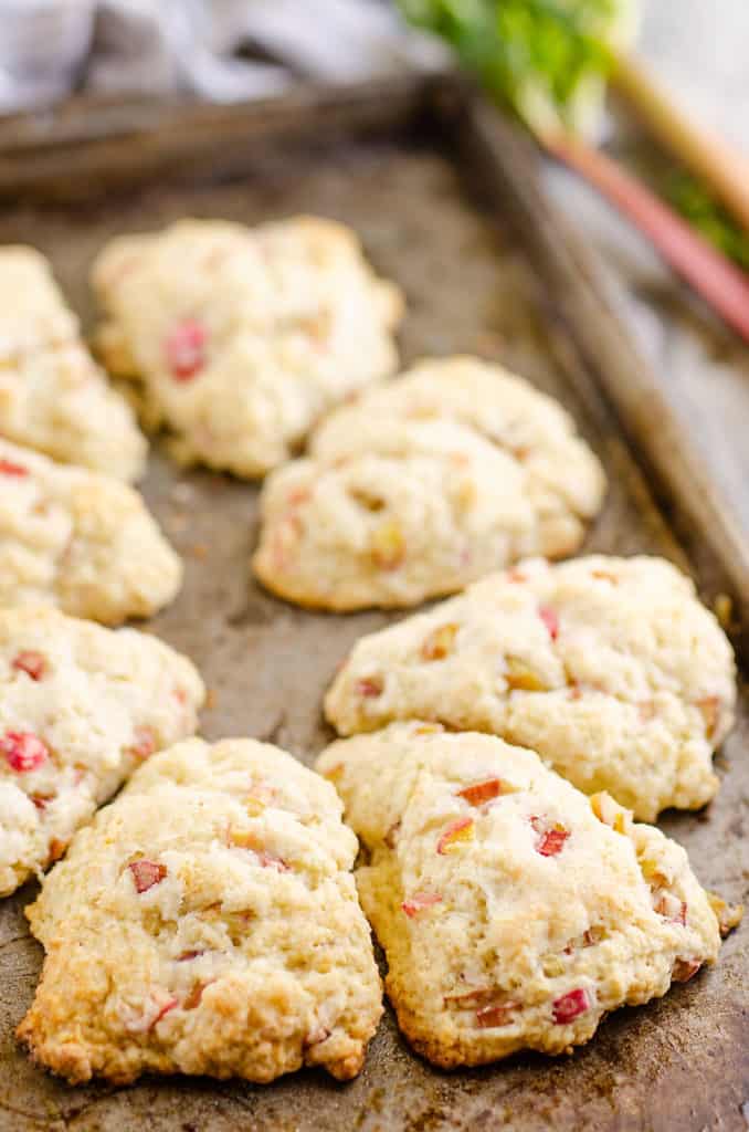 rhubarb scones baked on cookie sheet