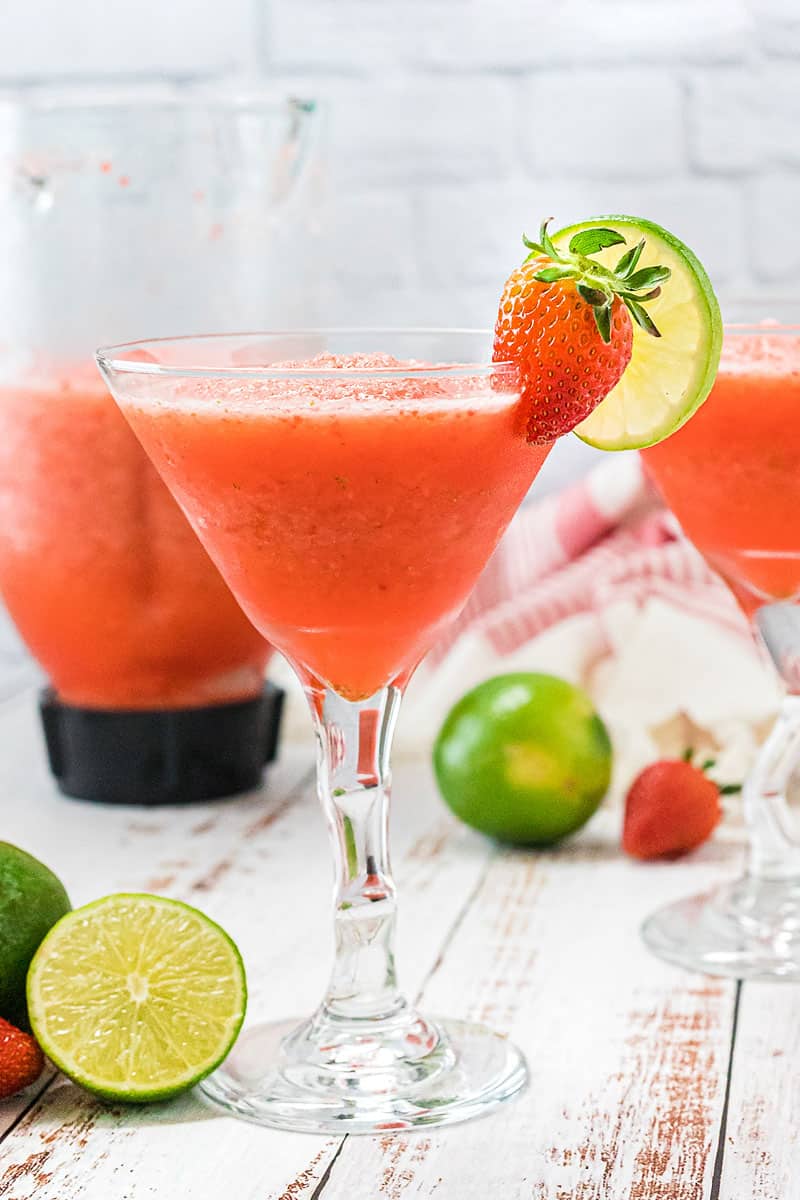 Easy Frozen Strawberry Daiquiri | Four Ingredient Frozen Strawberry ...