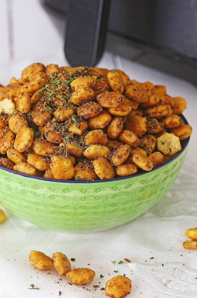 Taco Oyster Crackers in green bowl by Air Fryer