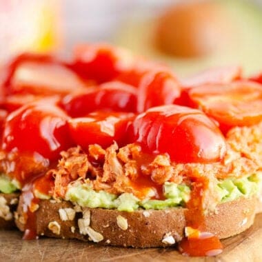 If you are looking for a quick and healthy lunch recipe with some spice, this Buffalo Tuna Avocado Toast is a delicious open faced sandwich with just 4 simple ingredients!