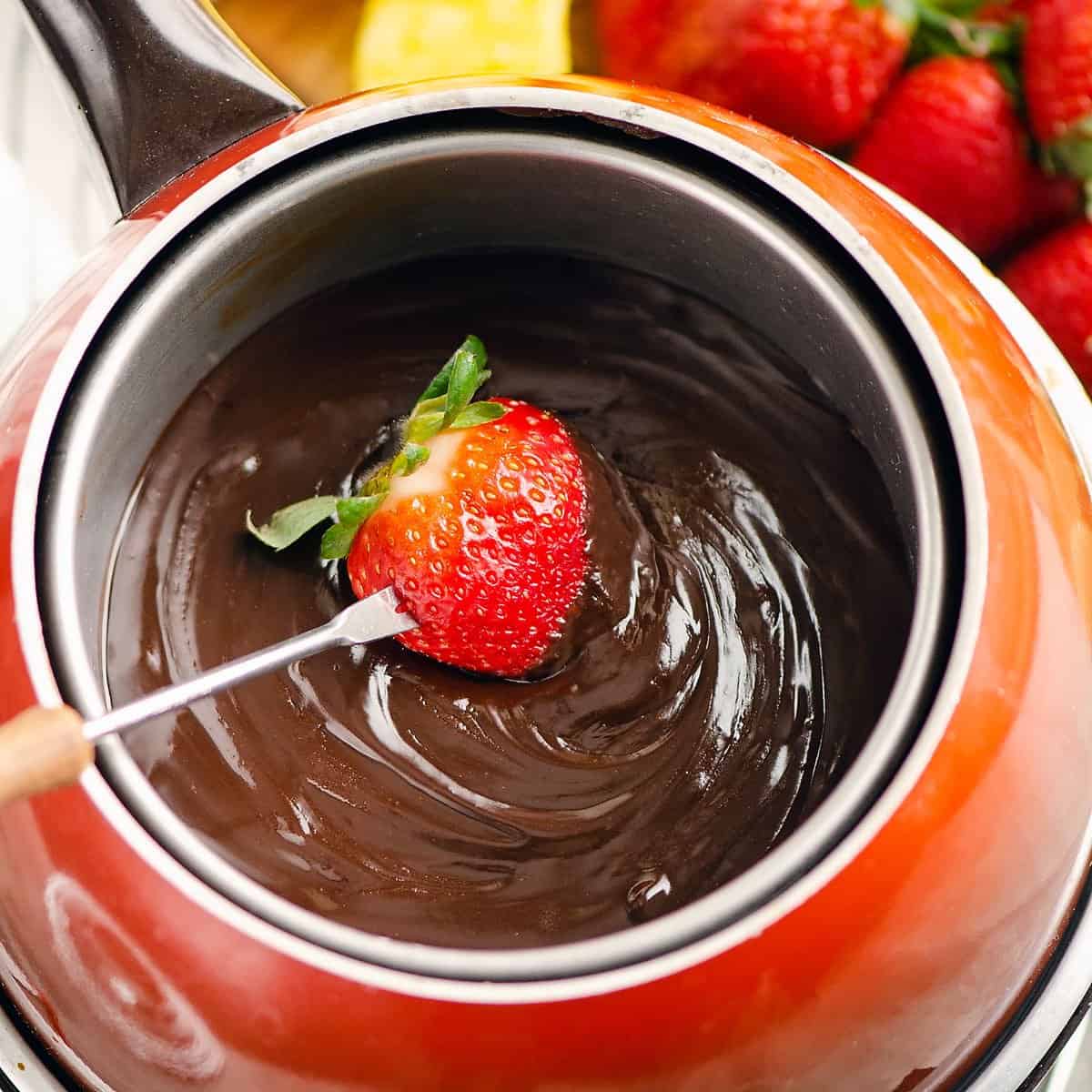 Chocolate Fondue (for Two) - Dish 'n' the Kitchen