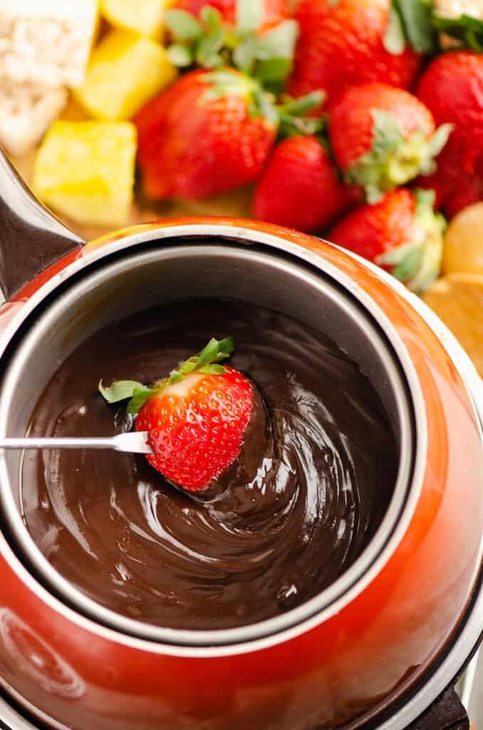 strawberry dipped in chocolate fondue