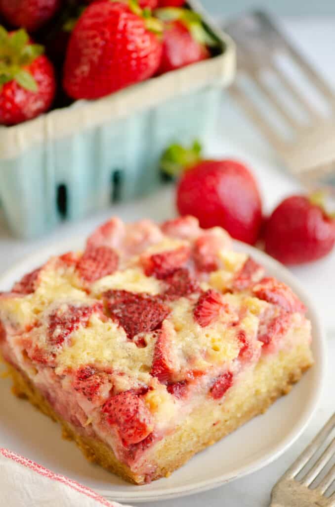 slice of strawberry bars on plate