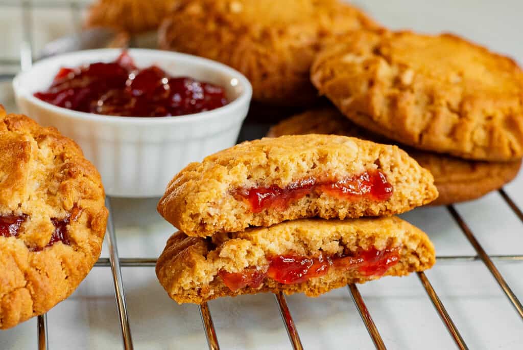 peanut butter cookies stuffed with jelly