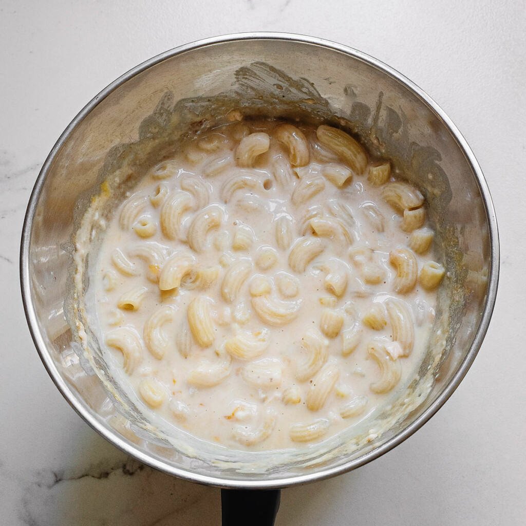 making mac and cheese fondue in double boiler